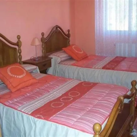 - 3 Bedrooms With Wifi - 0370 Apartment Bueu