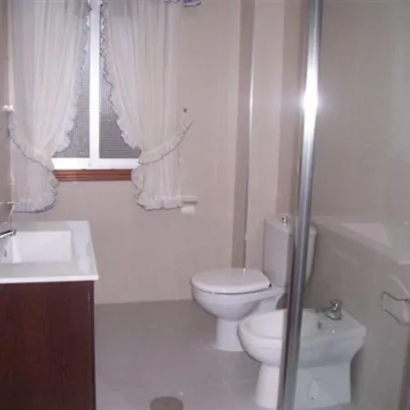 - 3 Bedrooms With Wifi - 0370 Apartment Bueu